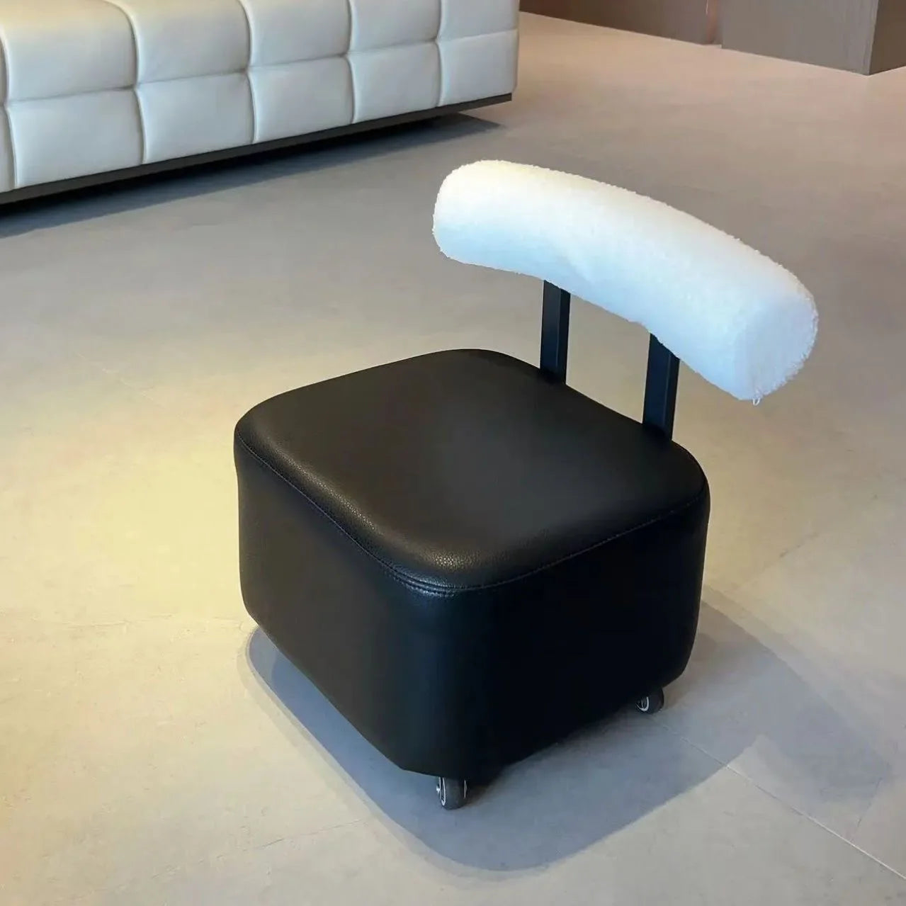 Household yo-stool simple shoe changing stool, backrest sofa pulley stool, universal wheel rotating creative low stool
